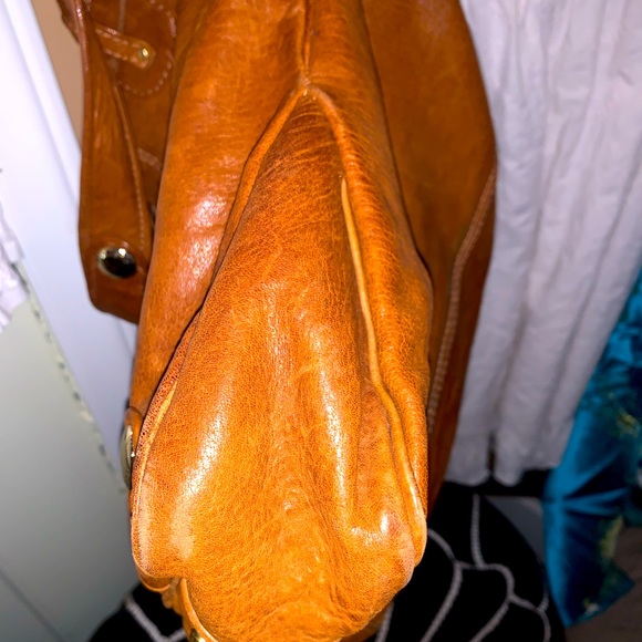 GUSTTO PARINA 100% Italian Fine Leather handbag! Gorgeous Bag ~ FREE SHIPPING! - Picture 13 of 16